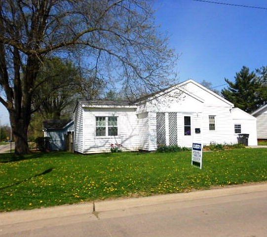 2nd image of 511 Forrest St