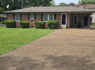 95 Sunset Dr, Waverly, TN 37185
