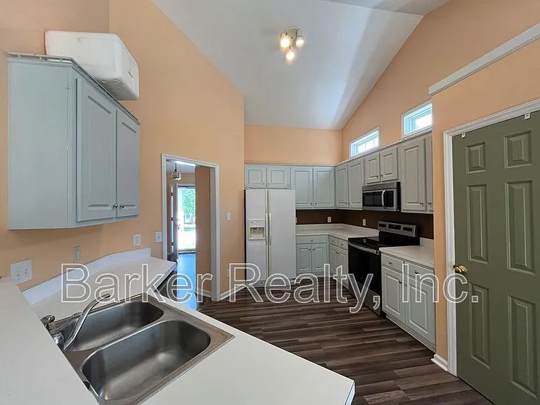 232 Walnut Creek Dr — Photo 3