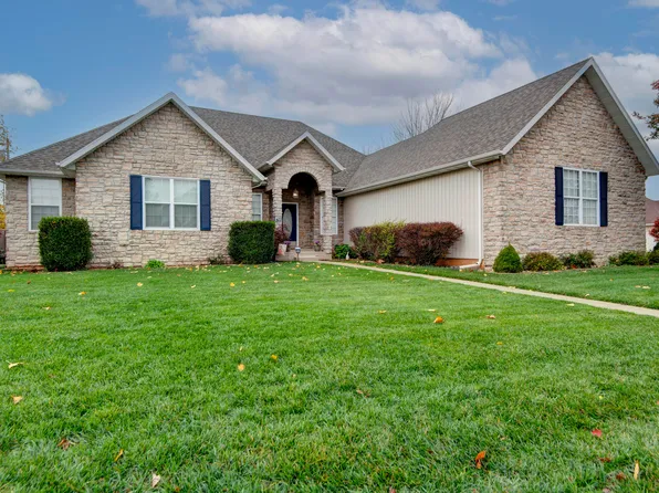 422 E Grace Street, Republic, MO 65738