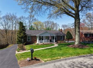 761 Wyngold Dr, Pittsburgh, PA