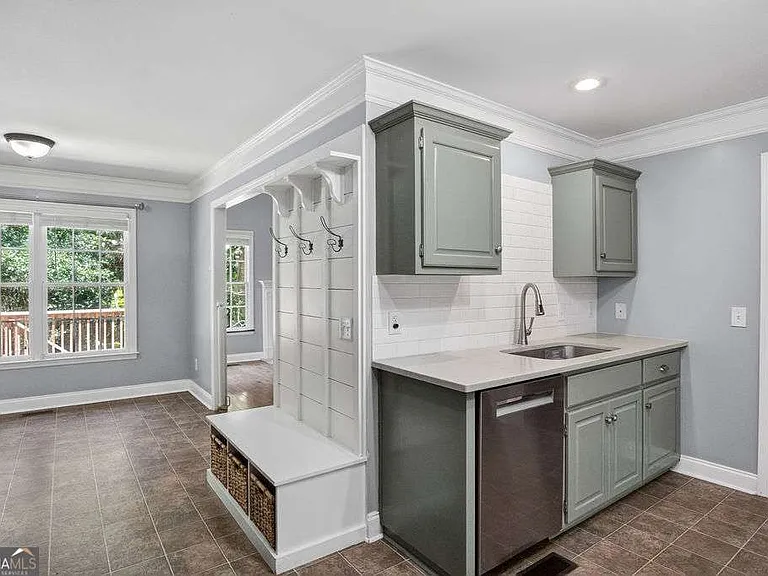 354 E Creek Bnd — Photo 9