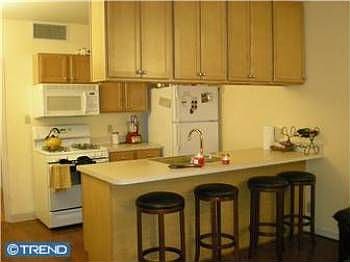 4th image of 1100 Vine St APT 1015