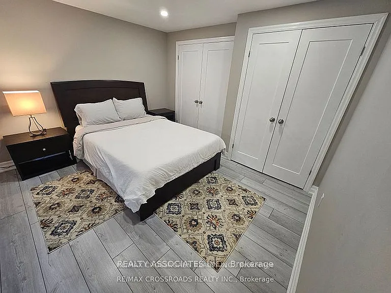 35 Cutts Cres — Photo 27