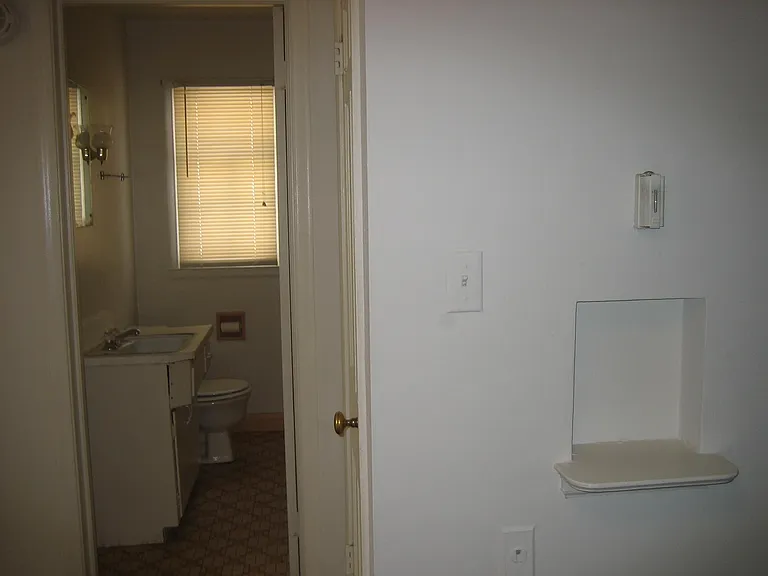 4159 N Sherman Blvd #1 — Photo 8