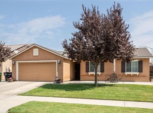 1201 Veronica Ave, Dinuba, CA 93618