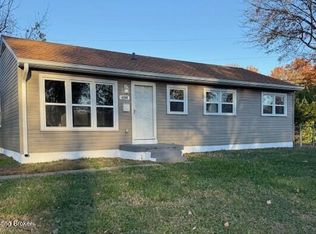 4209 Saint Francis Ln, Louisville, KY 40218