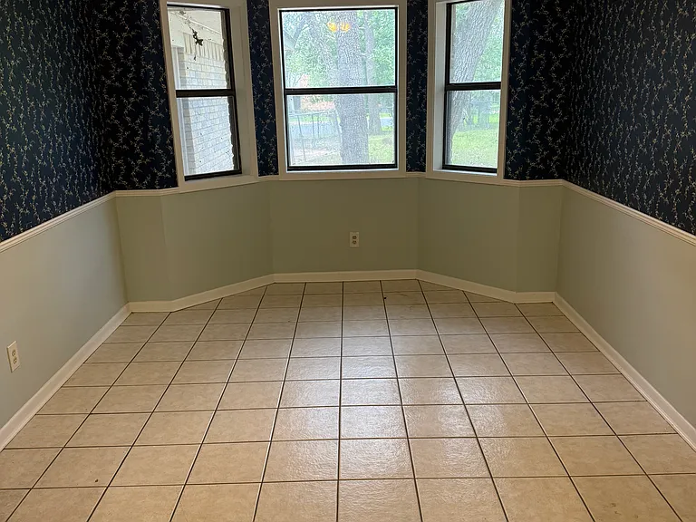 3116 Hummingbird Cir — Photo 7
