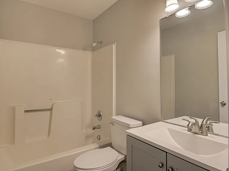 828 Brickwood Ct — Photo 4