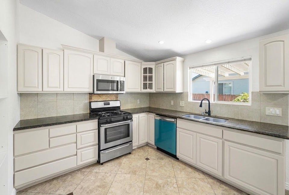 1st image of 2170 Ralmar Ave
