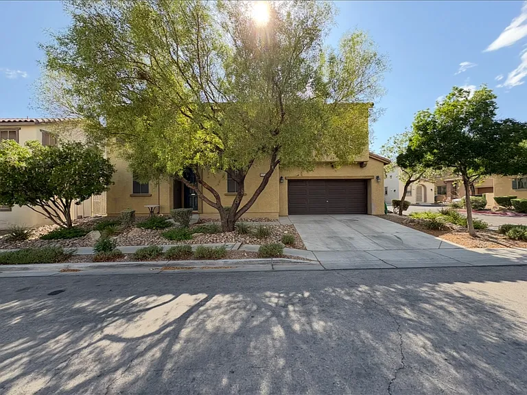 5253 Pendergrass St — Photo 2