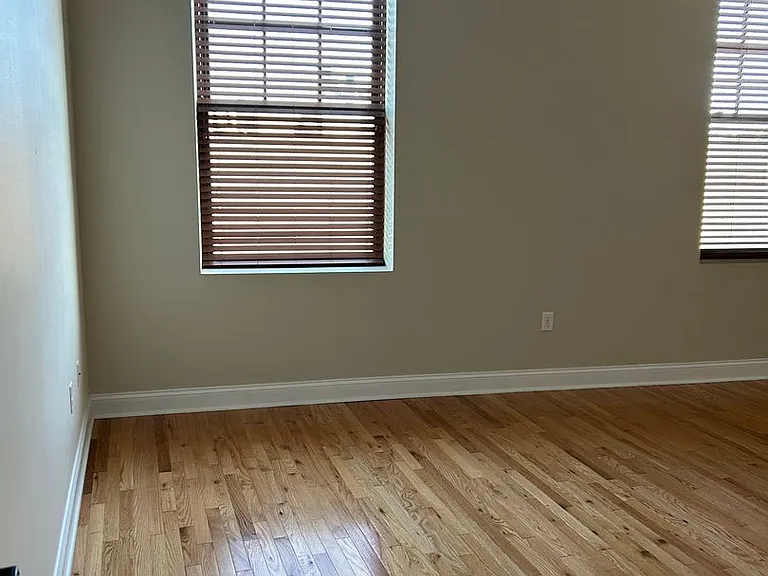 124 Main St — Photo 6