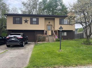 1757 Churchill Downs Rd, Newark, OH 43055