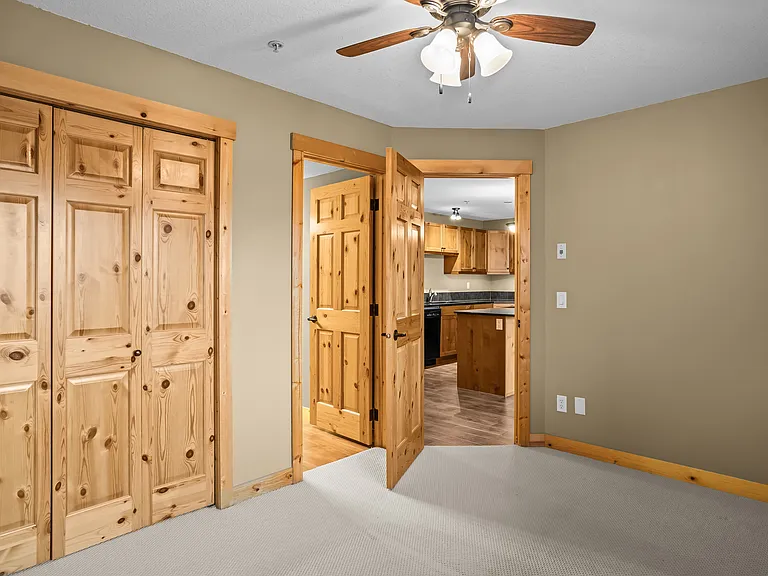 300 Palliser Ln #323 — Photo 42
