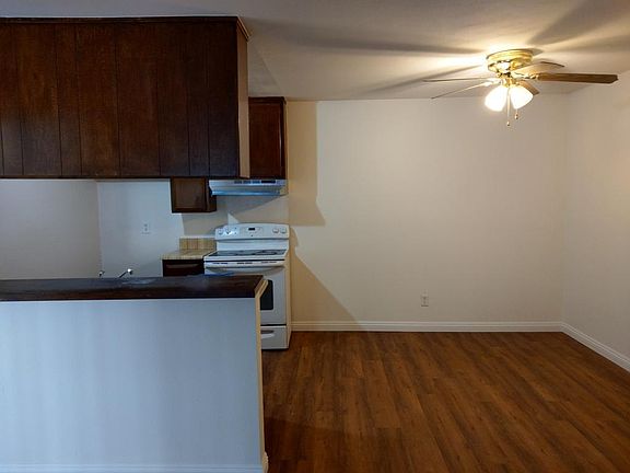 2nd image of 23647 Golden Springs Dr #H1