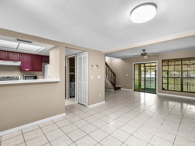 5864 SW 8th Pl — Photo 4