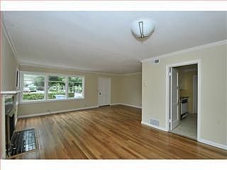 5th image of 3401 Park Blvd