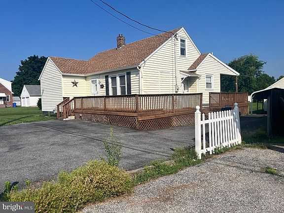 2nd image of 784 Hanover Pike