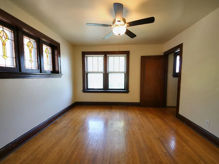 6230-6232 Columbia Ave. — Photo 15