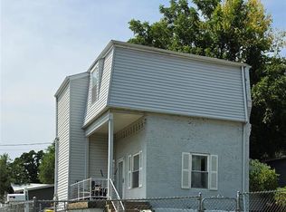 300 Stewart St, De Soto, MO 63020