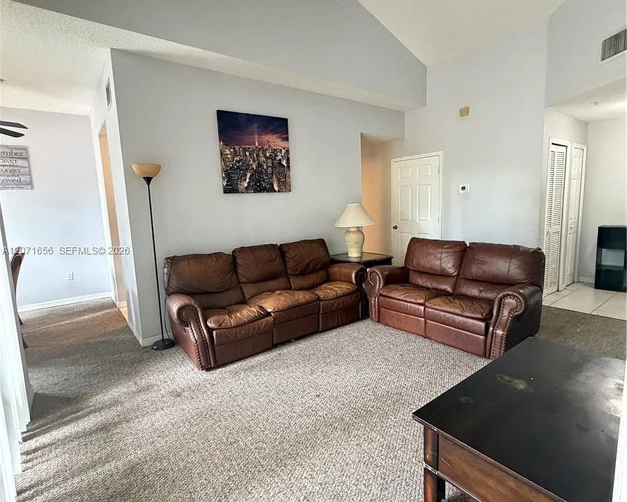 7085 Nova Dr #318