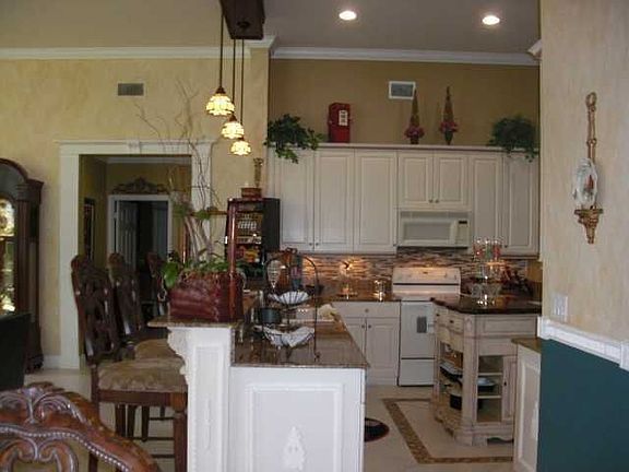 2nd image of 3021 SW 187th Ter