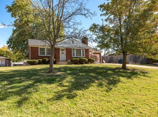 9907 Nanka Rd, Louisville, KY 40272