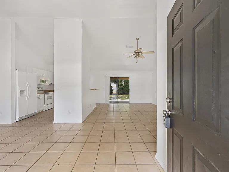 13055 SW 76th Ct — Photo 4
