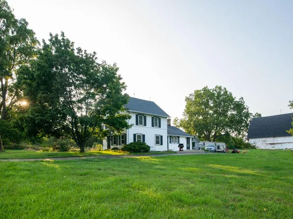 6206 12th STREET, Kenosha, WI 53144