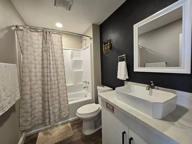 Gillespie Dr — Photo 32