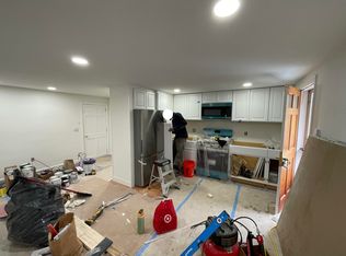 197 W Wyoming Ave #3, Melrose, MA 02176