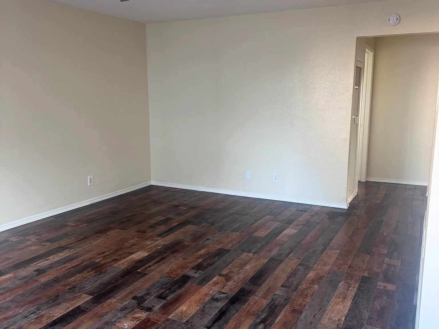 2 bed, $2,900 — Photo 4