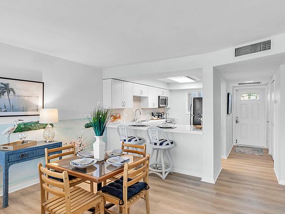 4th image of 1115 Sombrero Blvd APT 203A