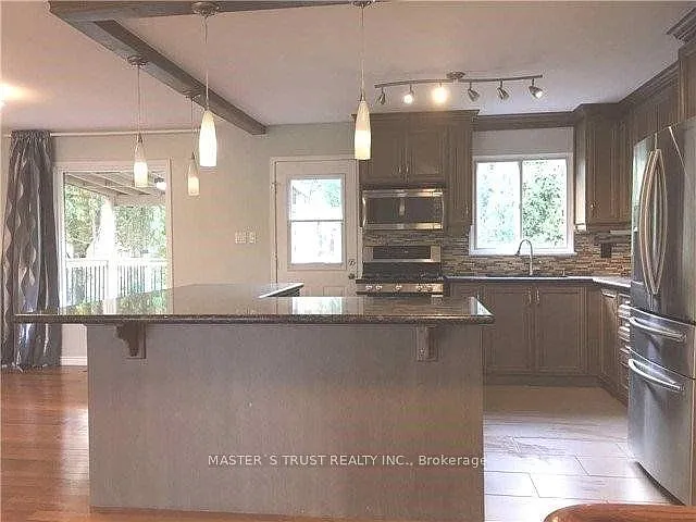 4 bed, $3,490 — Photo 4