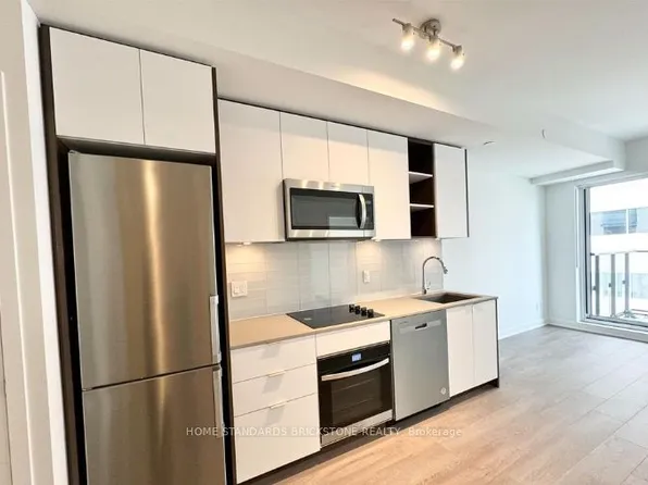 543 Richmond St W #933, Toronto, ON M5V 0W9