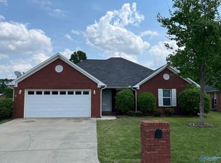 3104 Navajo Dr SE, Decatur, AL 35603