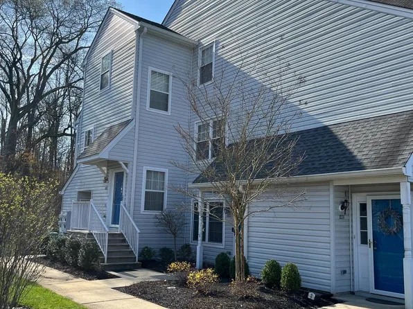 1404 Squirrel Rd, Marlton, NJ 08053