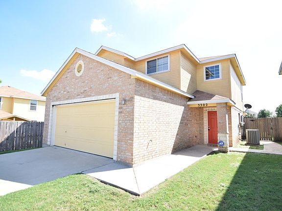 3rd image of 3302 Regency Dr