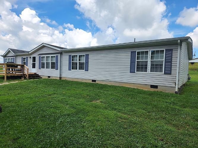 2nd image of 741 Goose Creek Rd