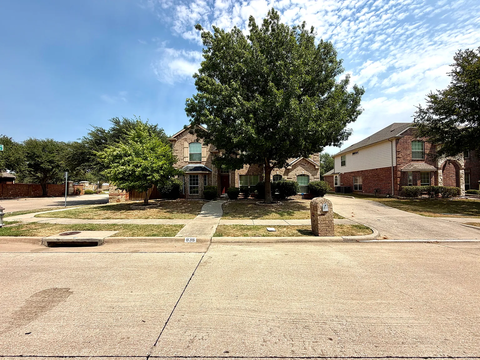 6 bed, 3831 sqft, $3,295 — Photo 1