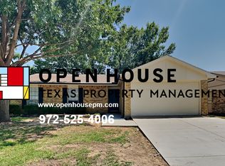 7456 Tunbridge Dr, Fort Worth, TX 76182