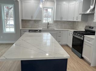 112 Pennsylvania Ave, Hainesport, NJ 08036