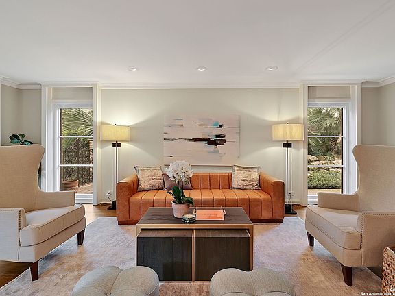 5th image of 301 Morningside Dr