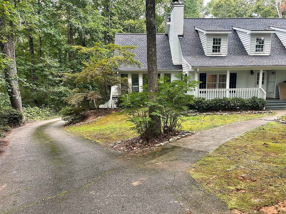 1st image of 1975 Pilgrim Rd
