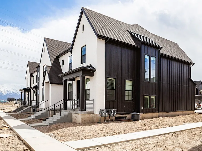 Drexler Townhomes at Holbrook Farms — Photo 23