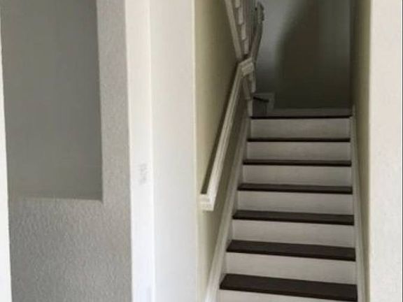 2nd image of 174 Lake Monterey Cir