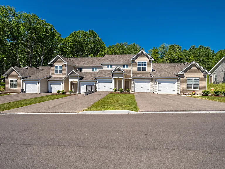 Fairlawn Hills — Photo 28