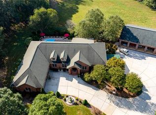 1274 Taylorsville Mfg Rd, Taylorsville, NC 28681