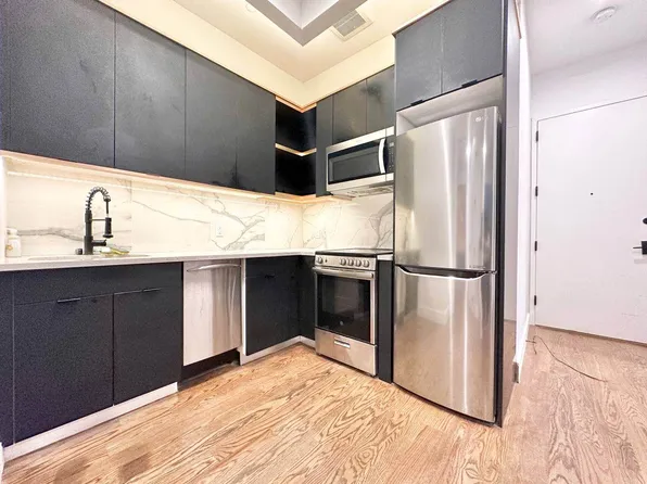 195 Troutman Street image 4 of 8