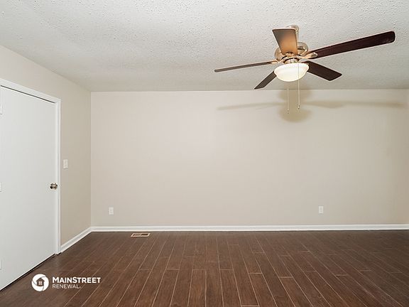 4th image of 1713 Molly Dr